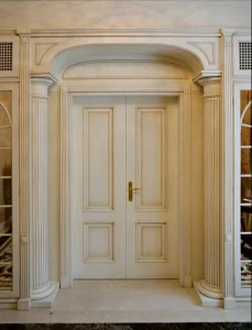 porta con portale-turati boiseries